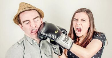 ナルシストと別れるときに予想されること
