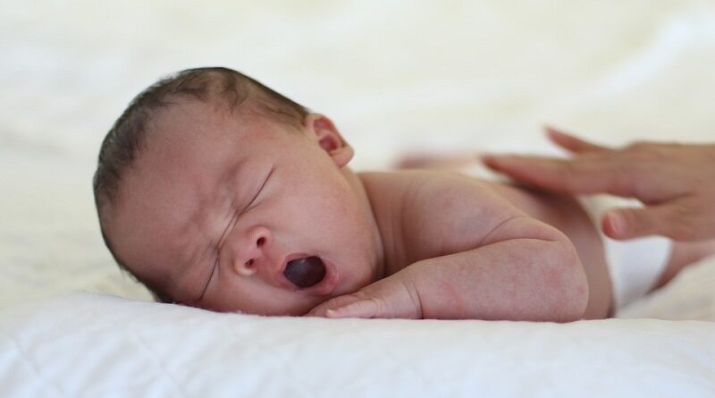 新生児に毛深い子がいる本当の理由