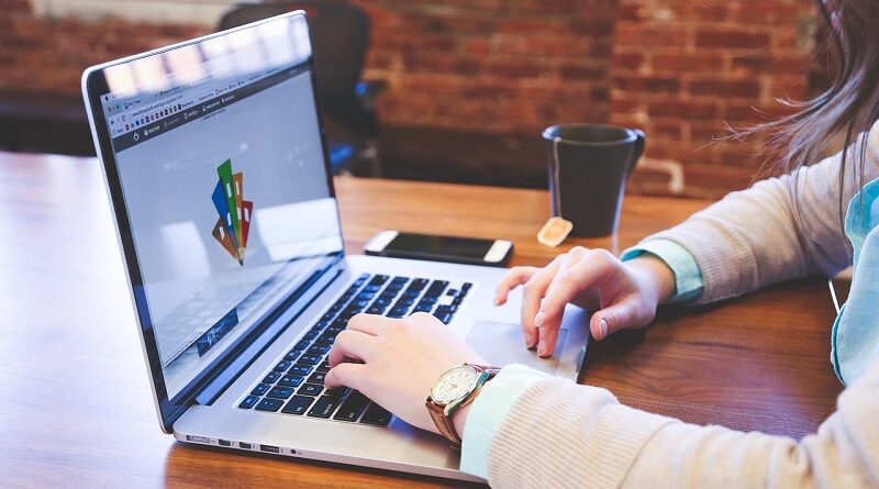 Партнерская программа: Как заработать на инструментах искусственного интеллекта
