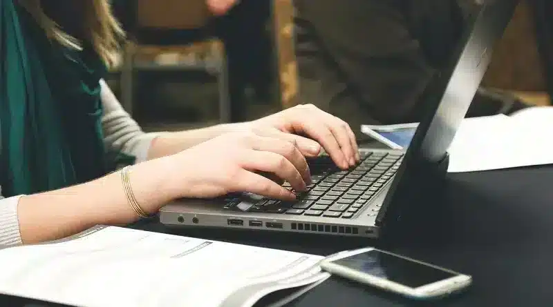 Узнайте все, что вам нужно знать об искусственном интеллекте и SEO