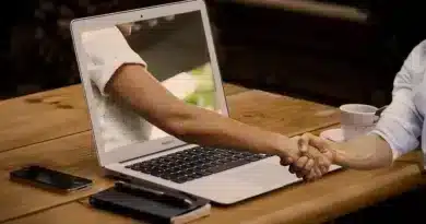 Bruker du virtuelle kjærester? Se opp for personvernrisikoer